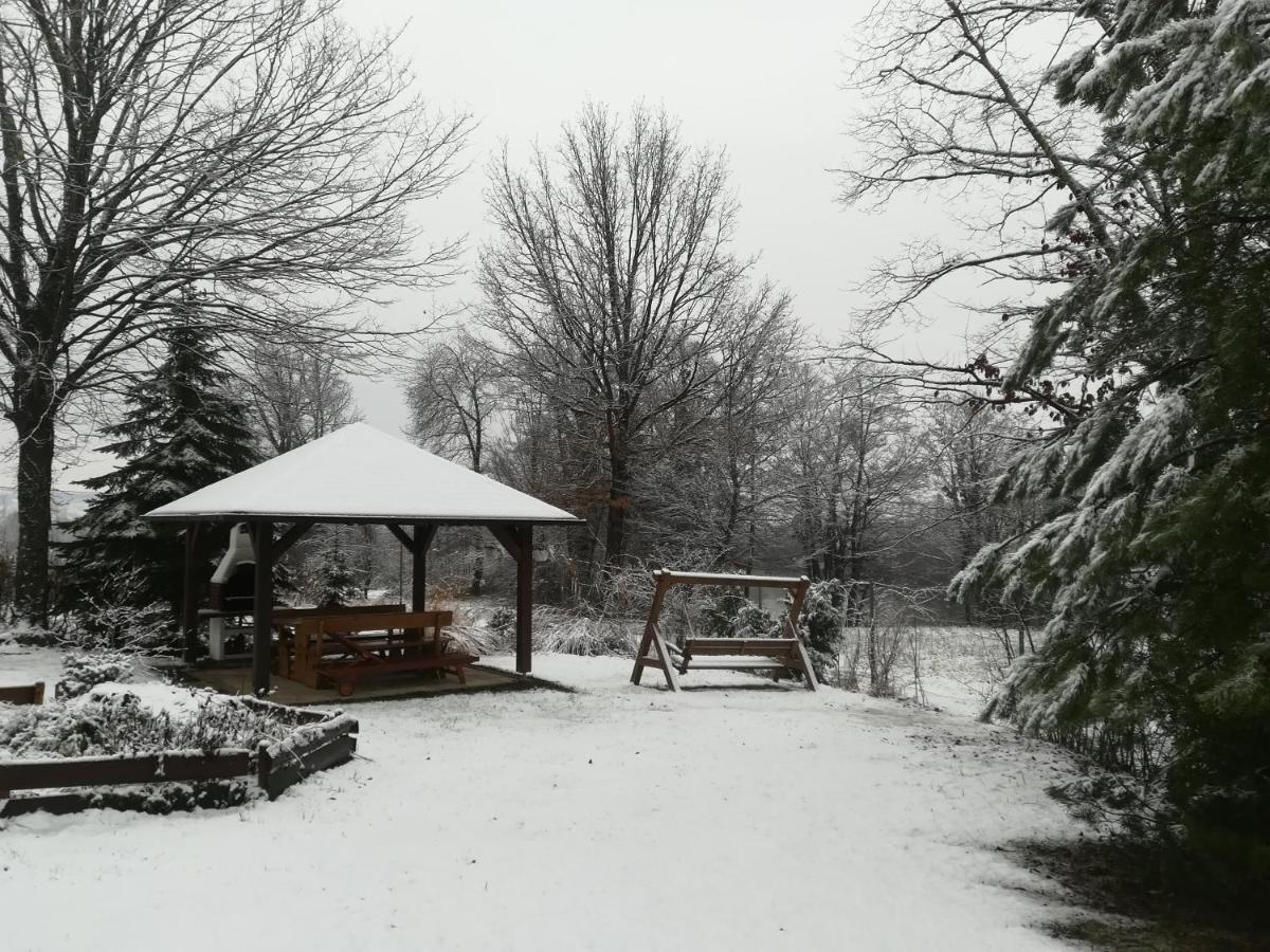 Vila Carobna Suma *** Karlovac Exteriér fotografie